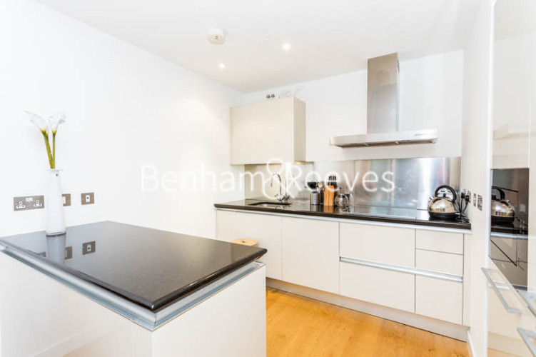 1  bedroom flat to rent in Grosvenor Waterside, Chelsea Embankment, SW1W-image 2