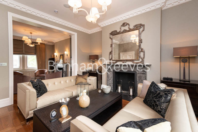 7  bedrooms house to rent in Thurloe Square, South Kensington, SW7-image 1