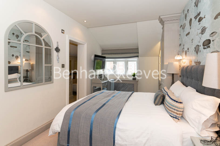 7 bedrooms house to rent in Thurloe Square, South Kensington, SW7-image 19