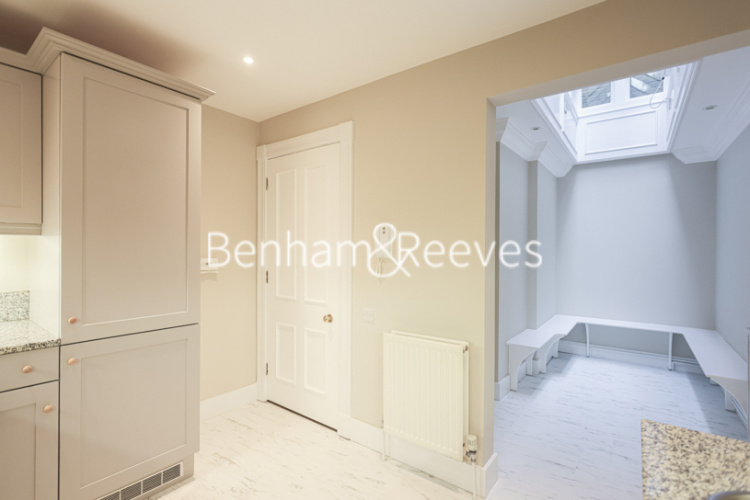 2  bedrooms flat to rent in Farrier Walk, Chelsea SW10-image 11