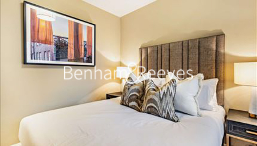 2 bedrooms flat to rent in Fulham Road, Knightsbridge, SW3-image 3