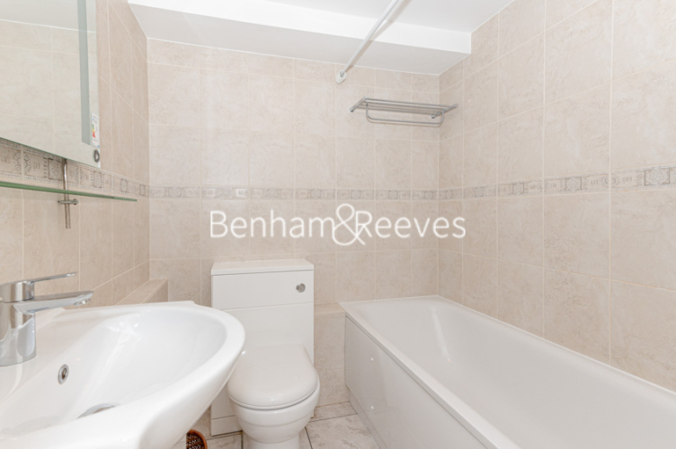 Studio flat to rent in Chelsea Cloisters, Chelsea, SW3-image 4