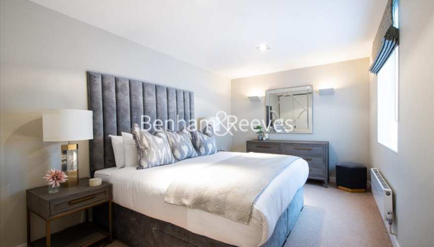 2 bedrooms flat to rent in Fulham Road, Knightsbridge, SW3-image 3