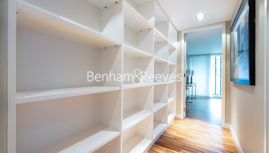 2 bedrooms flat to rent in Fulham Road, Knightsbridge, SW3-image 8