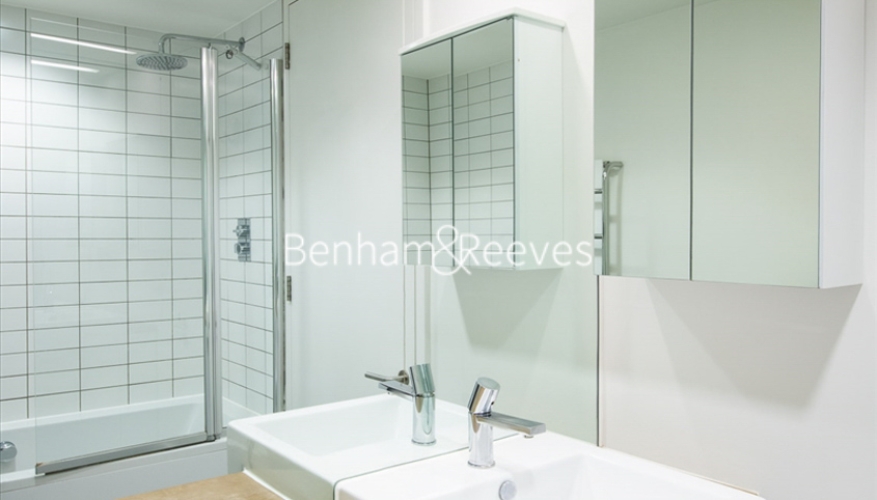 2 bedrooms flat to rent in Fulham Road, Knightsbridge, SW3-image 9