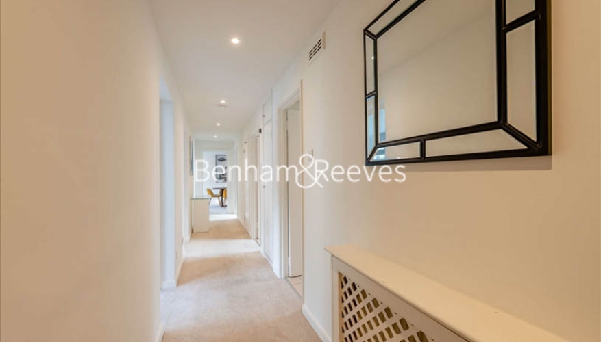 2 bedrooms flat to rent in Fulham Road, Chelsea, SW3-image 11
