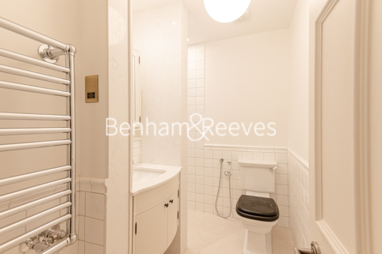 3  bedrooms flat to rent in Queensberry Place, Knightsbridge, SW7-image 10