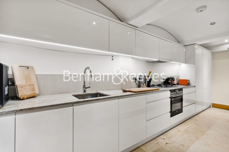 2 bedrooms flat to rent in Elm Park Gardens, Knightsbridge, SW10-image 2