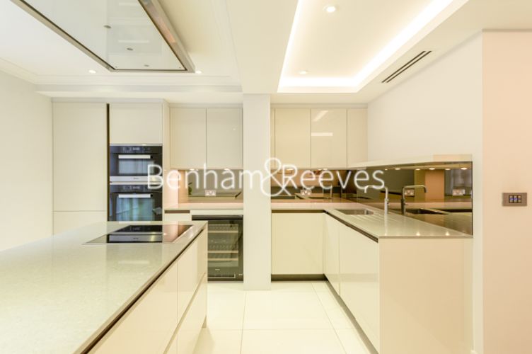 2  bedrooms flat to rent in Walpole Street, Chelsea, SW3-image 2