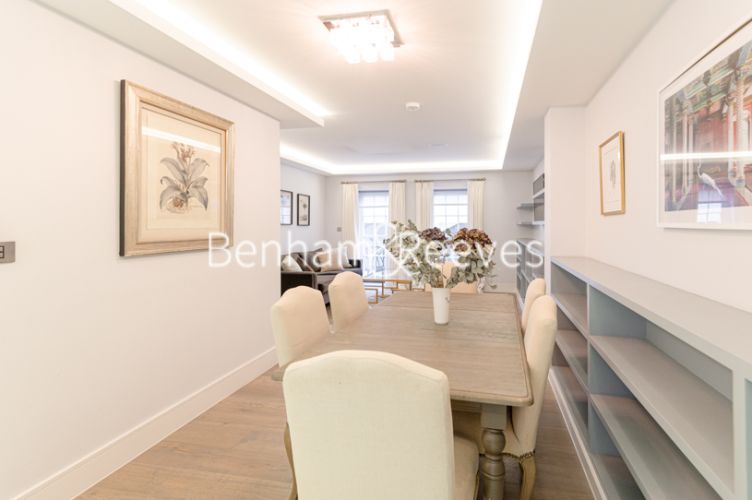 2  bedrooms flat to rent in Walpole Street, Chelsea, SW3-image 3