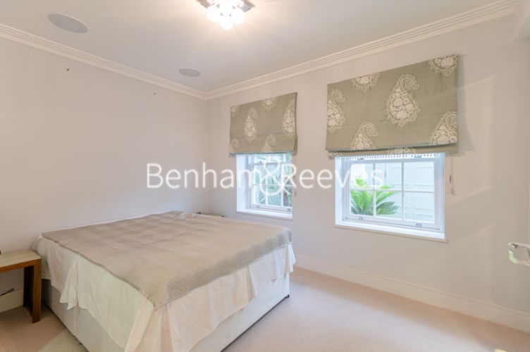 2  bedrooms flat to rent in Walpole Street, Chelsea, SW3-image 15