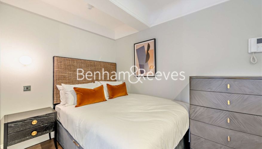 Studio flat to rent in Pelham Court, Chelsea SW3-image 3