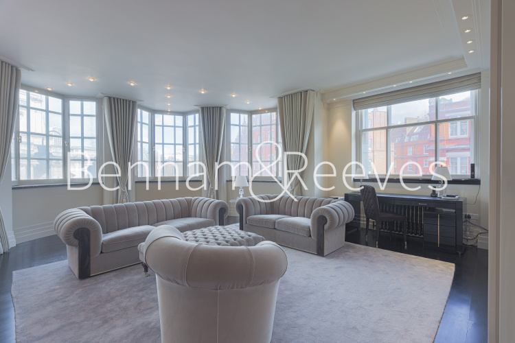3  bedrooms flat to rent in Empire House, Thurloe Place, SW7-image 19