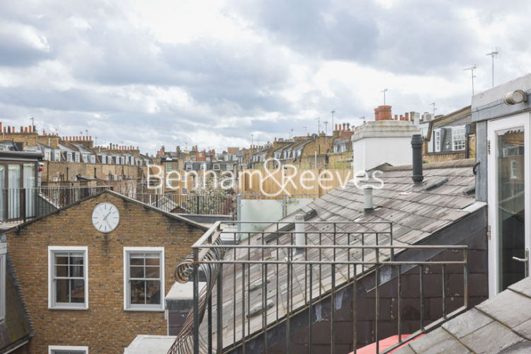 4  bedrooms house to rent in St. Catherine's Mews, Chelsea, SW3-image 25