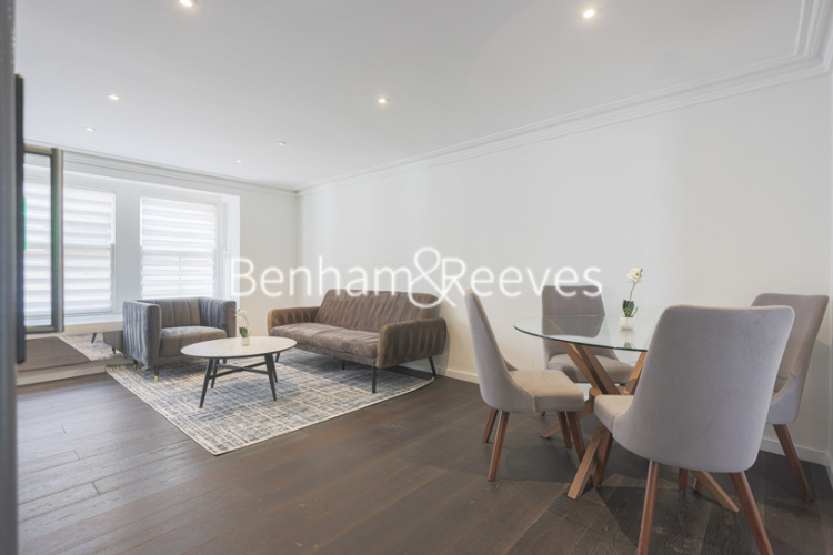 4  bedrooms house to rent in St. Catherine's Mews, Chelsea, SW3-image 26