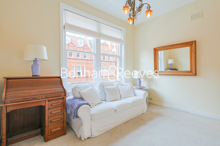 1  bedroom flat to rent in Egerton Gardens, Knightsbridge, SW3-image 1