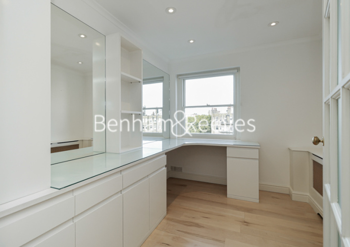3  bedrooms flat to rent in Onslow Square, South Kensington, SW7-image 7