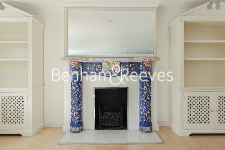 3  bedrooms flat to rent in Onslow Square, South Kensington, SW7-image 12