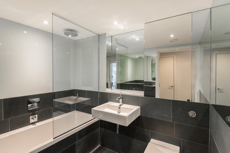 1  bedroom flat to rent in Moore House, Grosvenor Waterside, SW1-image 5