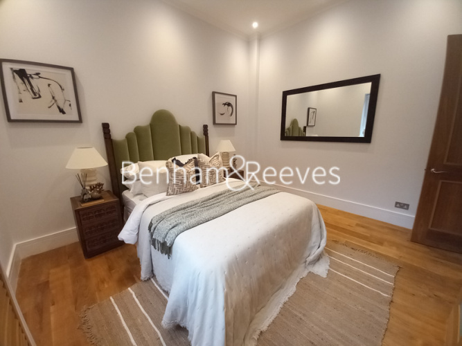3  bedrooms flat to rent in Onslow Square, South Kensington, SW7-image 4