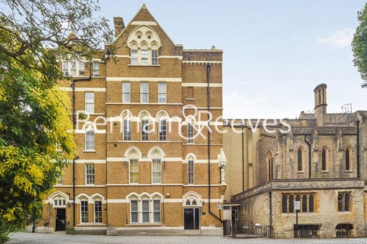 3  bedrooms flat to rent in Wilton Place, Knightsbridge, SW1X-image 10