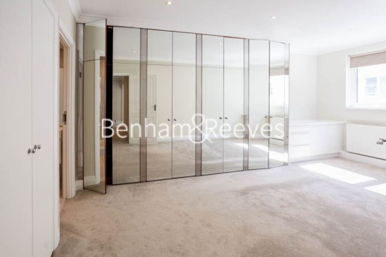 3  bedrooms flat to rent in Princes Gate Mews, South Kensington, SW7-image 5