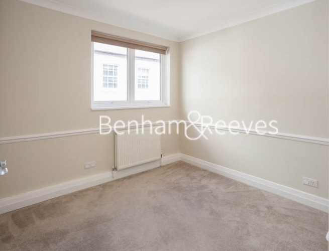 3  bedrooms flat to rent in Princes Gate Mews, South Kensington, SW7-image 9