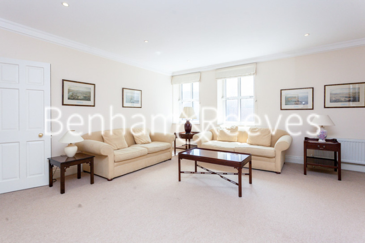 2  bedrooms flat to rent in Jermyn Street, Mayfair, SW1-image 1