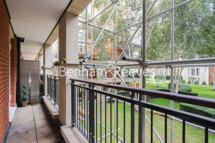 2 bedrooms flat to rent in Coleridge Gardens, King's Chelsea, SW10-image 5