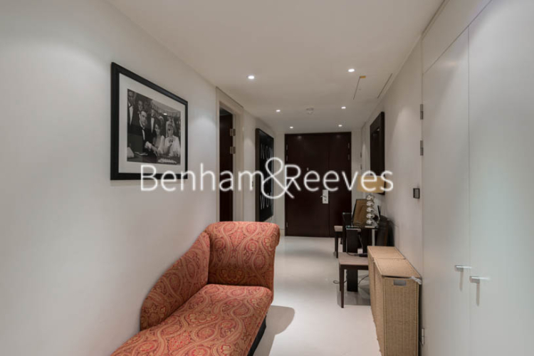 1  bedroom flat to rent in The Knightsbridge Apartments, Knightsbridge, SW7-image 4