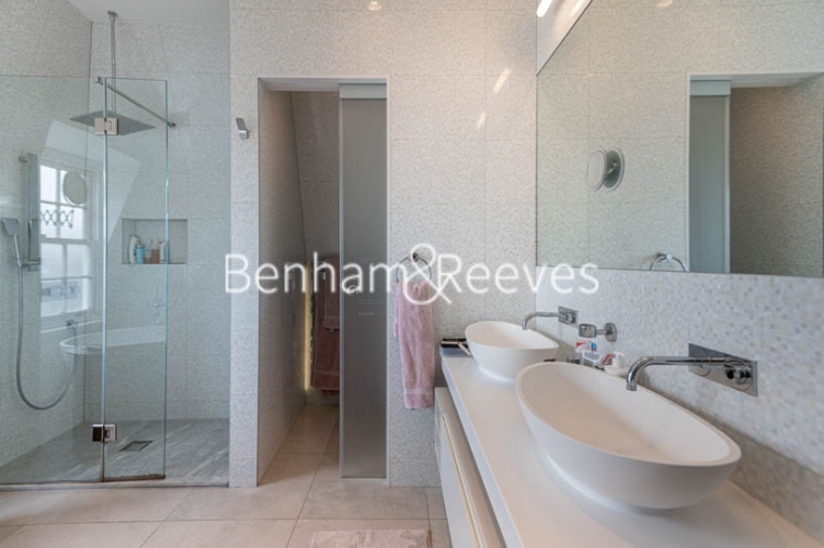 3 bedrooms flat to rent in The Manor, Davies Street, Mayfair, W1-image 19