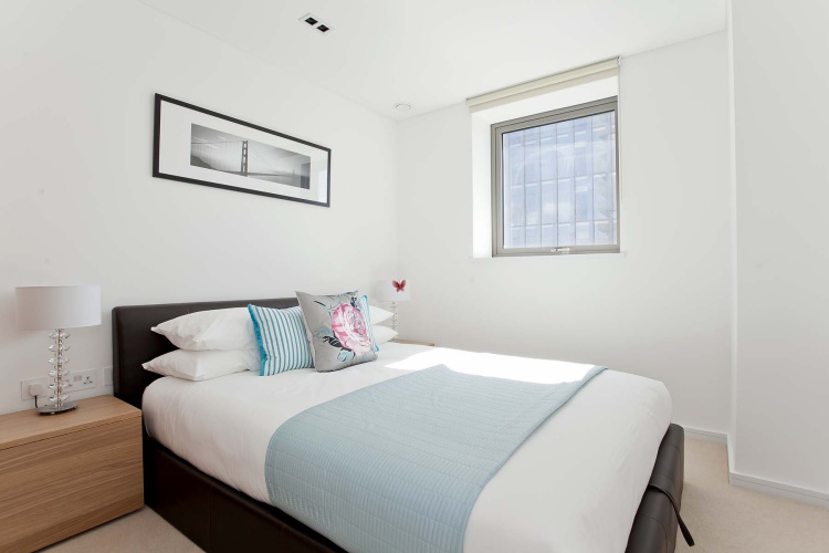 2  bedrooms flat to rent in The Triton Tower NW1-image 3