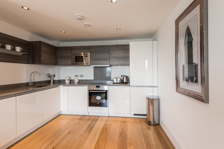1  bedroom flat to rent in Portobello Square, Notting Hill, W10-image 4