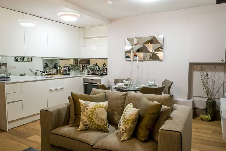 2 bedrooms flat to rent in Highwood House W1-image 1