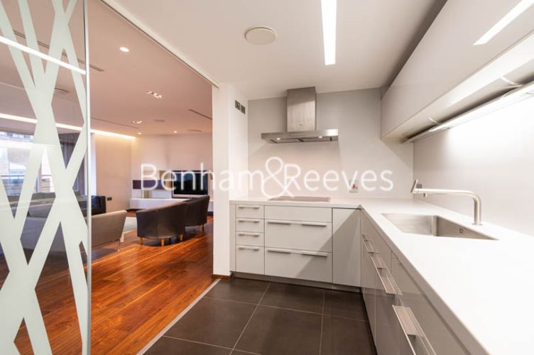 3  bedrooms flat to rent in Atrium Apartments, St Johns Wood, NW8-image 8