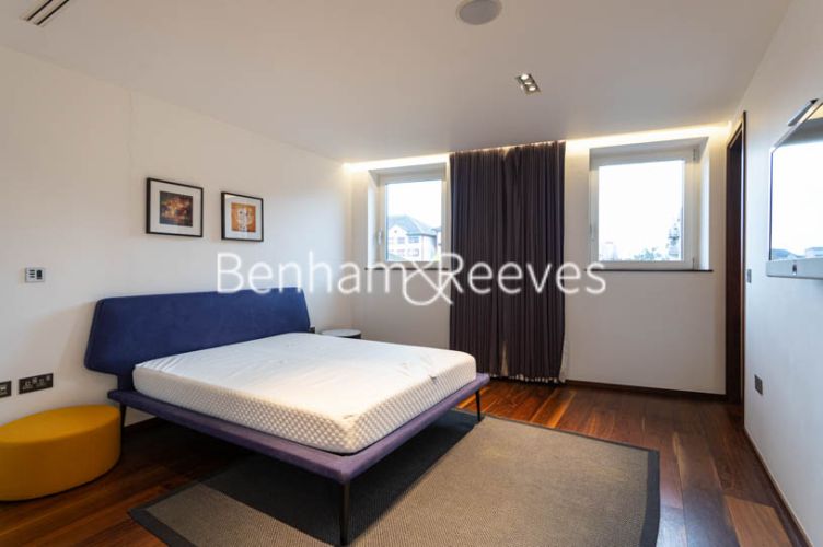 3 bedrooms flat to rent in Atrium Apartments, St Johns Wood, NW8-image 9