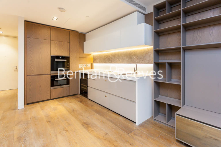 1 bedroom  for sale in Fitzroy Place, Pearson Square, W1T view 2