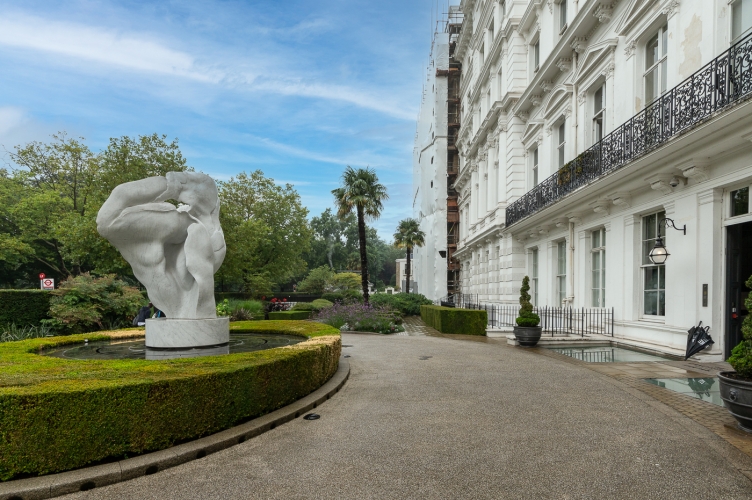 2  bedrooms flat to rent in The Lancaster, Hyde Park W2-image 4