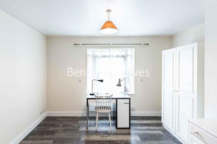 2  bedrooms flat to rent in Trinity Court, Gloucester Terrace, Bayswater, Westbourne Grove W2-image 7