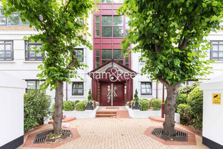 2  bedrooms flat to rent in Trinity Court, Gloucester Terrace, Bayswater, Westbourne Grove W2-image 11