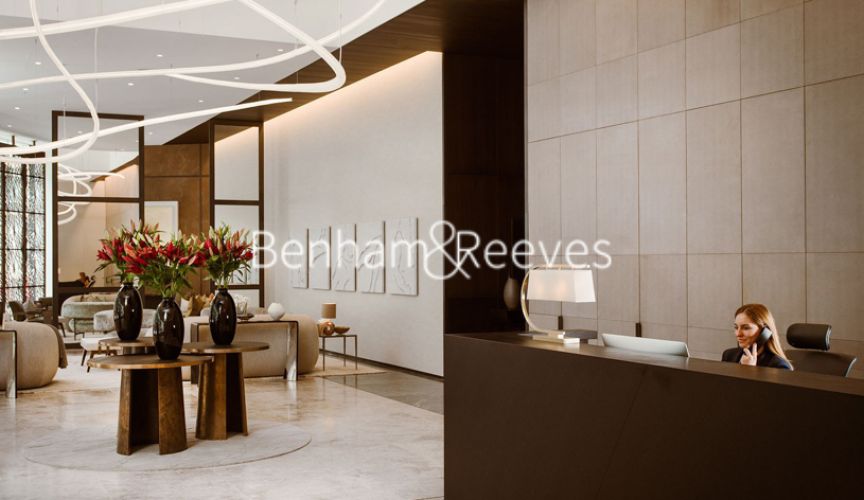 3  bedrooms flat to rent in Bryanston Street, Marble Arch W1H-image 1