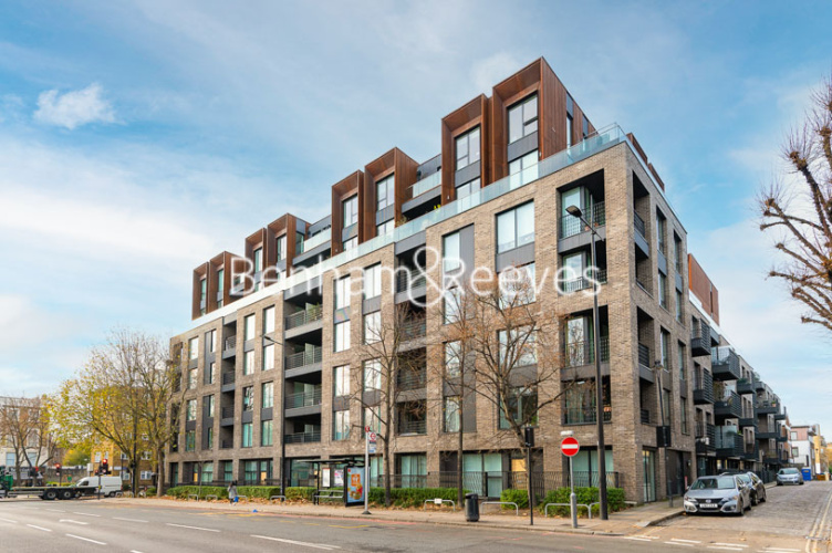 3  bedrooms flat to rent in St. Pancras Way, Camden, NW1-image 7
