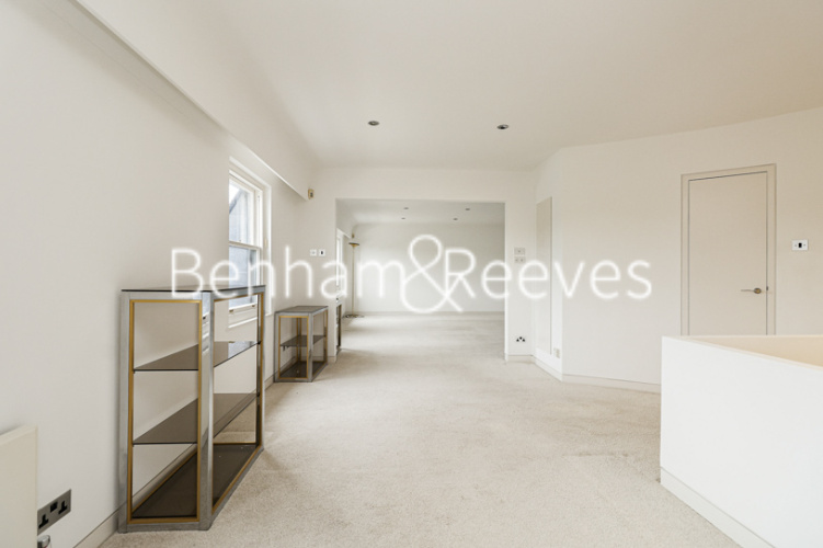 3  bedrooms flat to rent in Clarence Terrace, Regent’s Park,  NW1-image 19