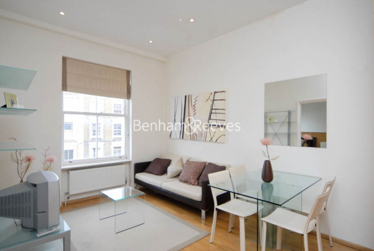 Studio flat to rent in St Stephens Gardens, Lancaster Gate, W2-image 1