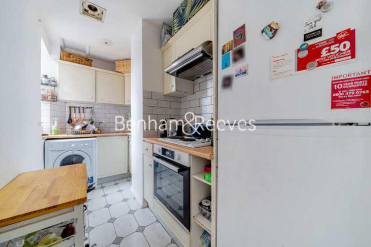 2  bedrooms flat to rent in Queen's Gate, South Kensington, SW7-image 2