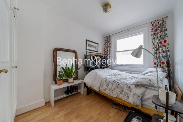 2  bedrooms flat to rent in Queen's Gate, South Kensington, SW7-image 3