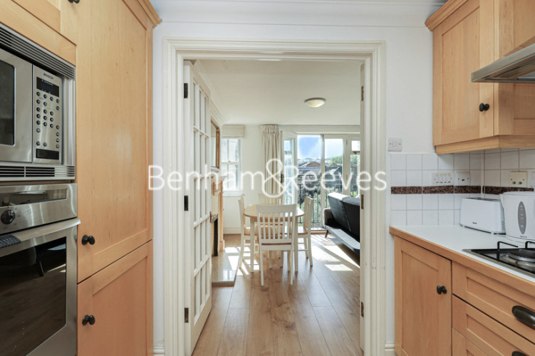 2  bedrooms flat to rent in South End Row, Kensington, W8-image 7
