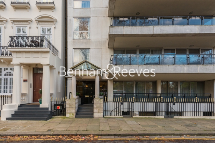 4  bedrooms flat to rent in Hyde Park Gate, Kensington, SW7-image 7