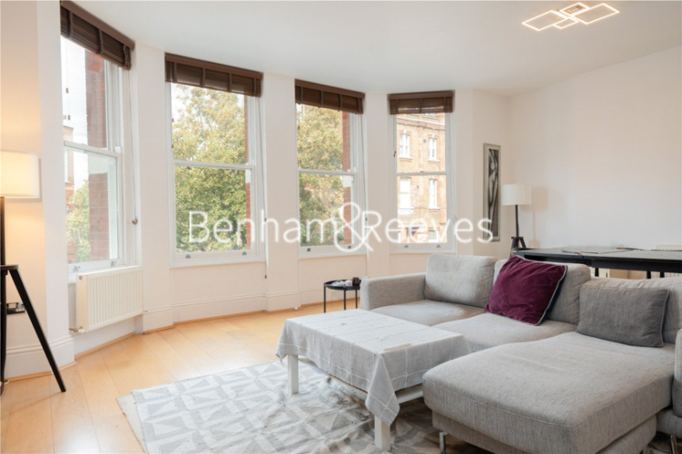 3 bedrooms flat to rent in Nevern Square, Kensington, SW5-image 1