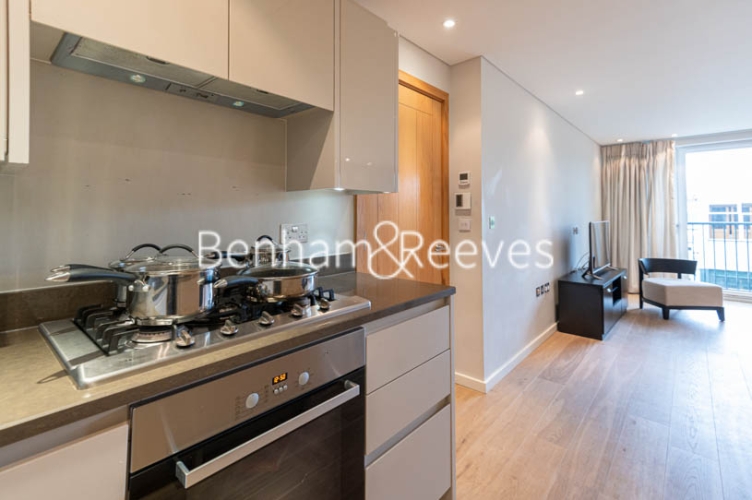 1 bedroom flat to rent in Kensington Church Street, Kensington, W8-image 2